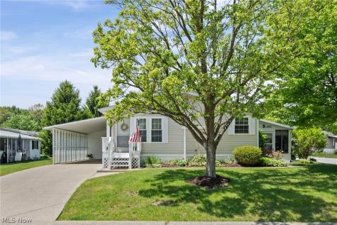 3 Lees Lane Olmsted Twp OH 44138
