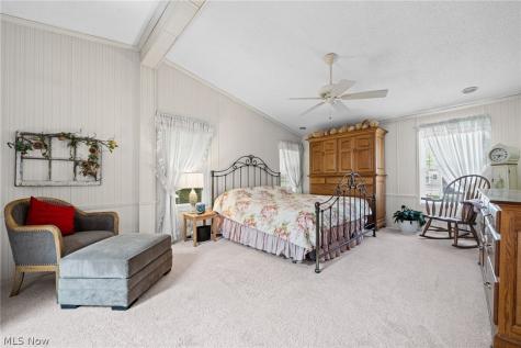3 Lees Lane Olmsted Twp OH 44138