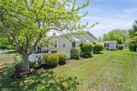 3 Lees Lane Olmsted Twp OH 44138