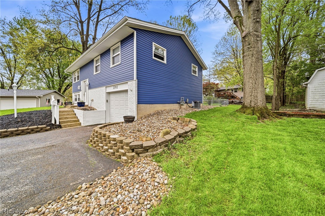 2592 Cherry Blossom Circle Stow OH 44224