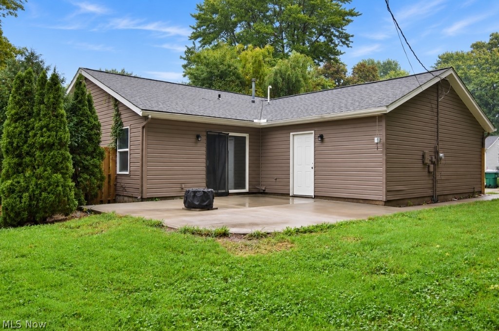 1580 Hazel Avenue Madison OH 44057