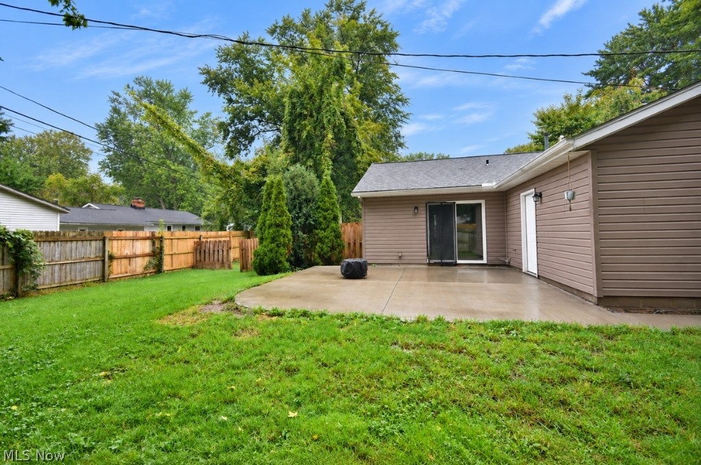 1580 Hazel Avenue Madison OH 44057