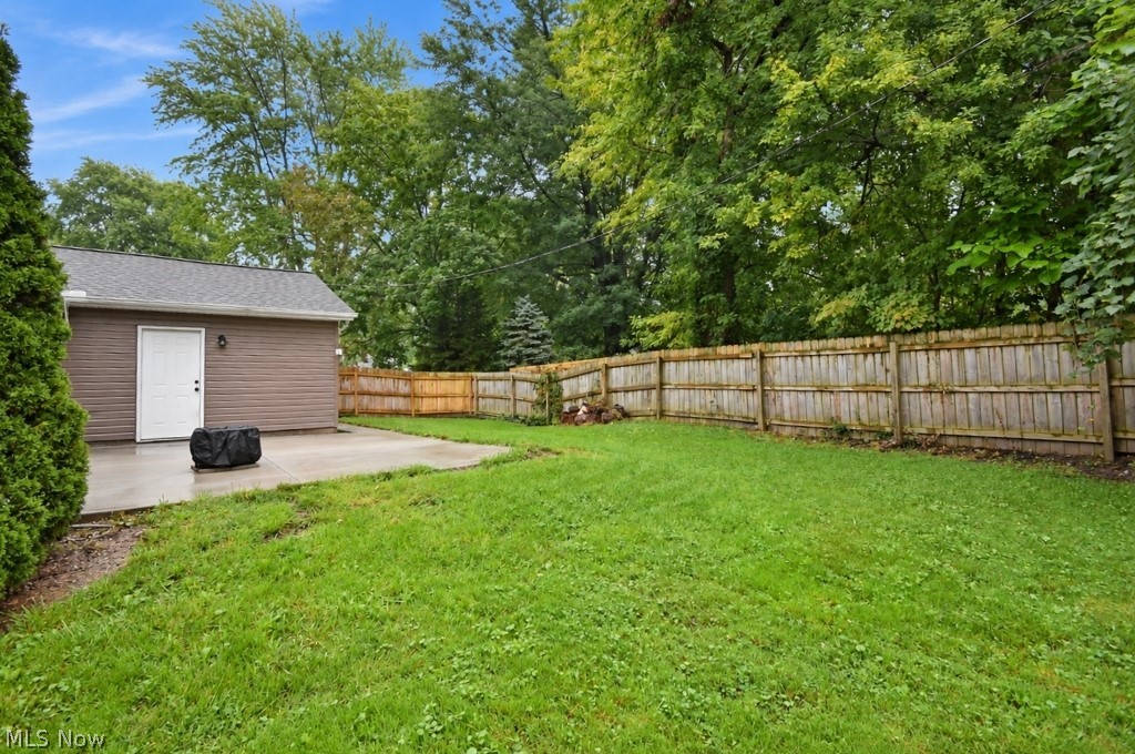 1580 Hazel Avenue Madison OH 44057