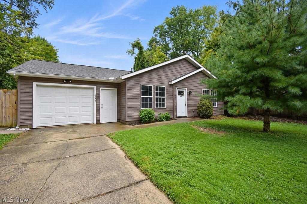 1580 Hazel Avenue Madison OH 44057