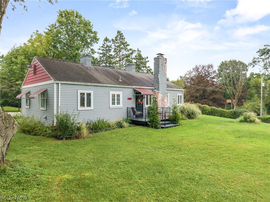 884 Monmouth Drive Akron OH 44313