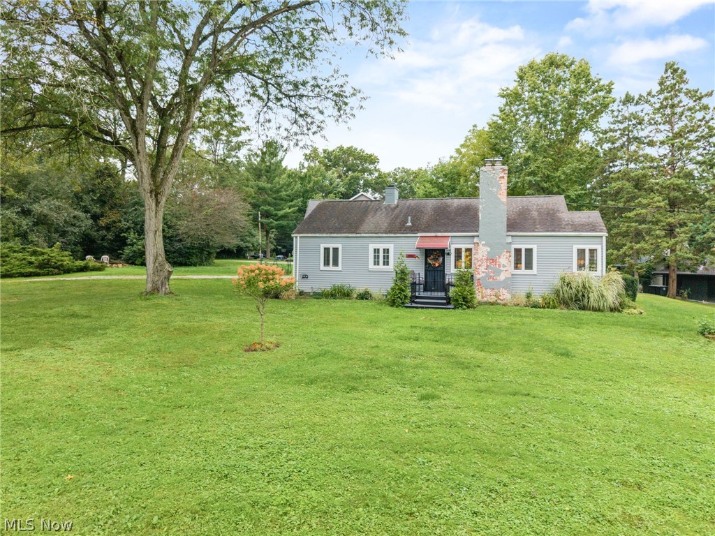 884 Monmouth Drive Akron OH 44313