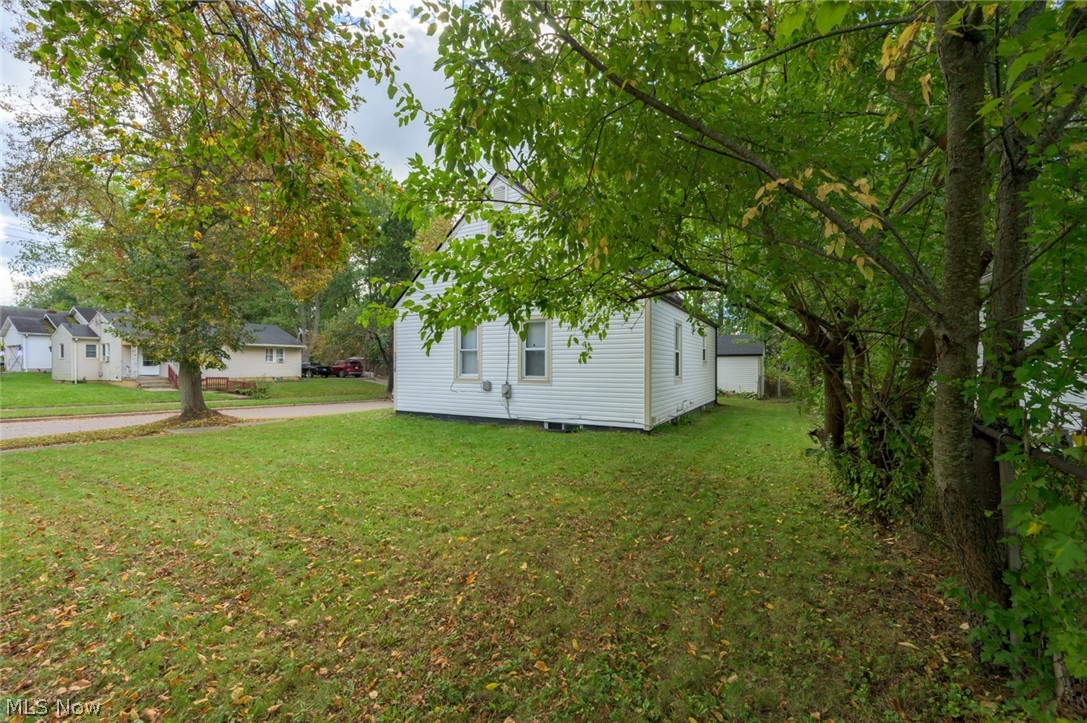 1316 Ottawa Avenue Akron OH 44305