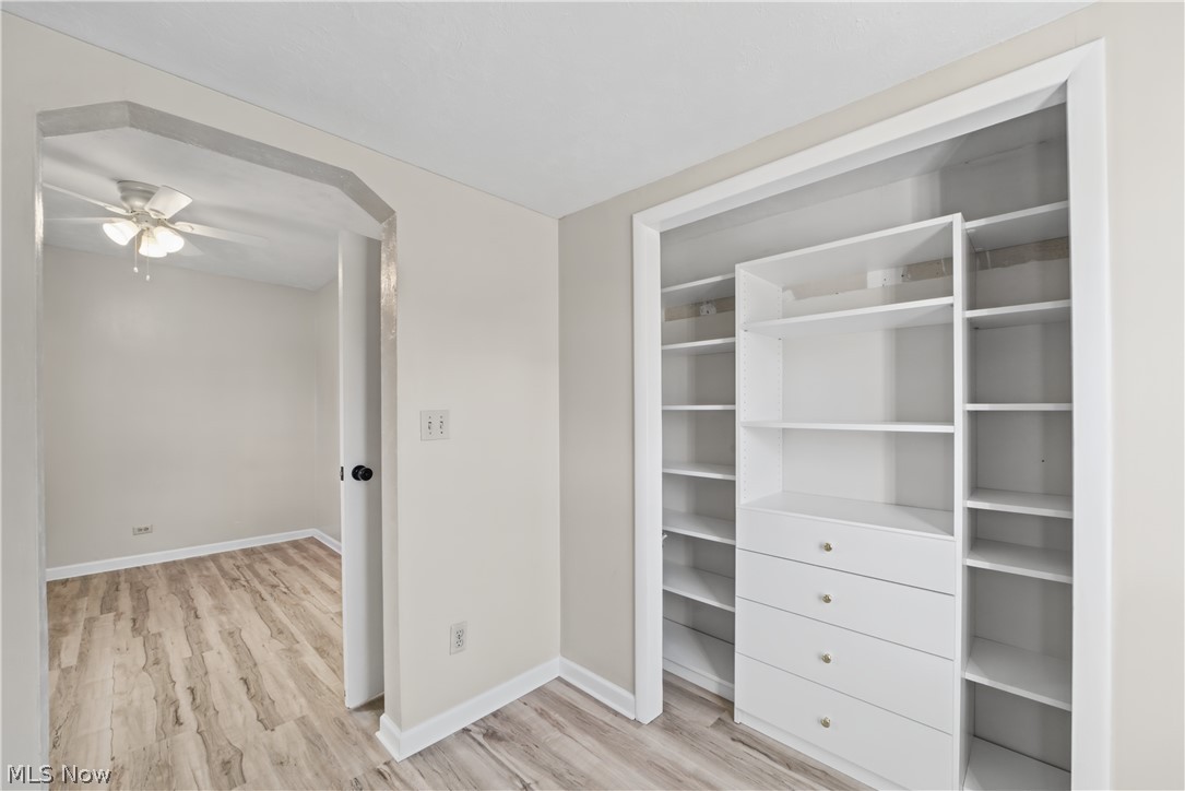 19320 Shoreland Avenue Rocky River OH 44116