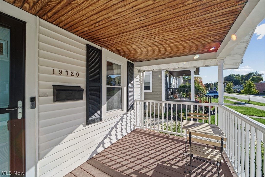19320 Shoreland Avenue Rocky River OH 44116