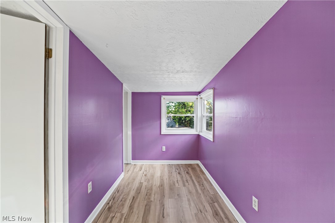 19320 Shoreland Avenue Rocky River OH 44116