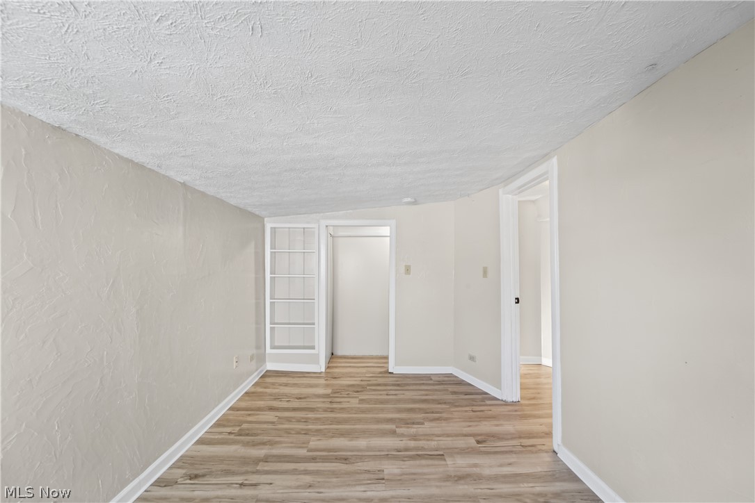 19320 Shoreland Avenue Rocky River OH 44116