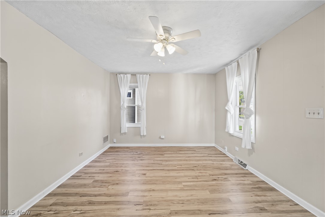 19320 Shoreland Avenue Rocky River OH 44116