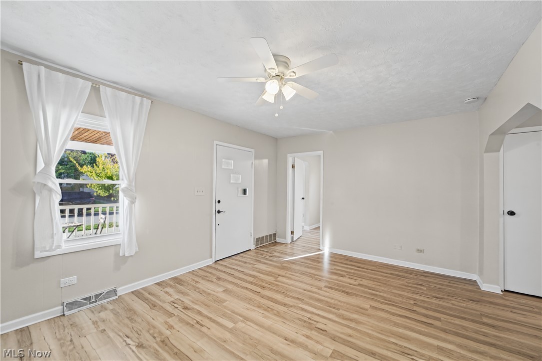 19320 Shoreland Avenue Rocky River OH 44116