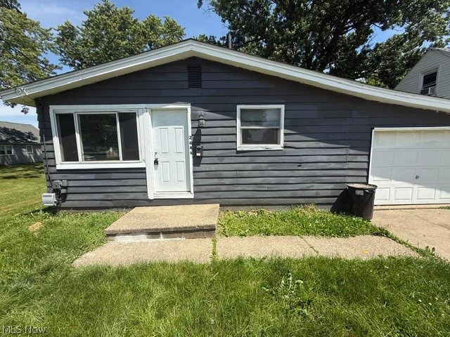 2646 Harmont Avenue NE Canton OH 44705