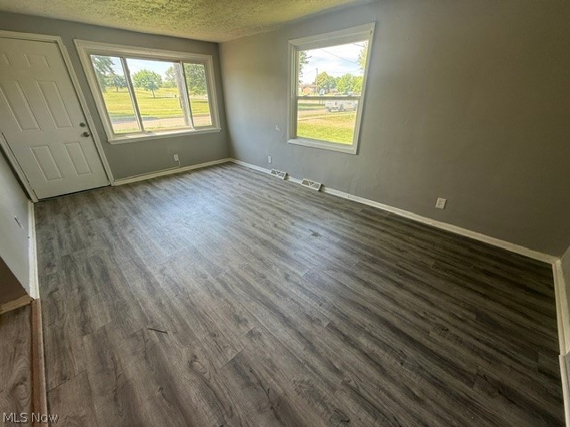 2646 Harmont Avenue NE Canton OH 44705