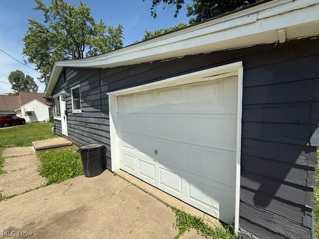 2646 Harmont Avenue NE Canton OH 44705