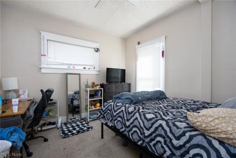 279 Cross Street Akron OH 44311