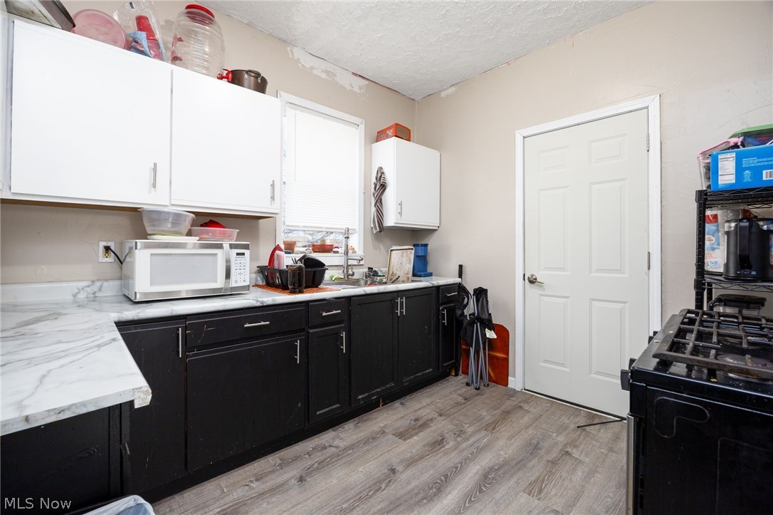 279 Cross Street Akron OH 44311