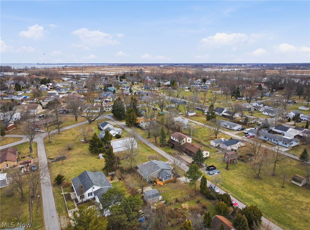 113 W Iroquois Trail Sandusky OH 44870
