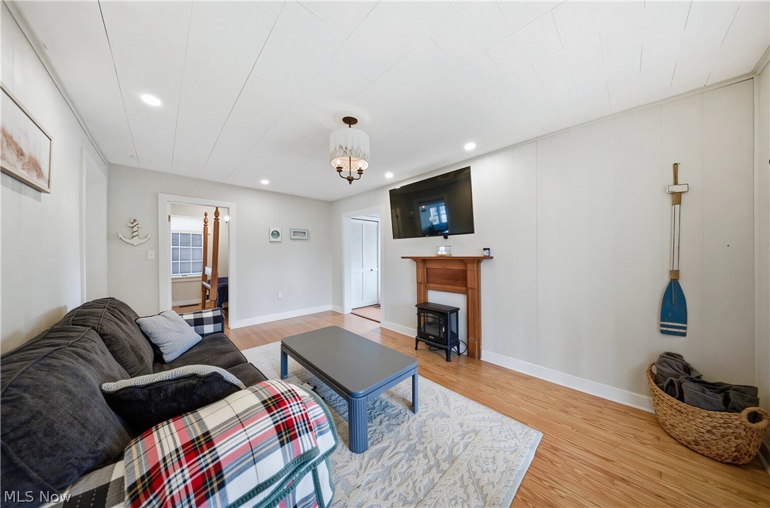 113 W Iroquois Trail Sandusky OH 44870