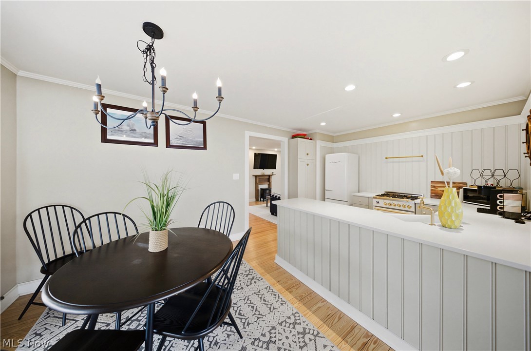 113 W Iroquois Trail Sandusky OH 44870