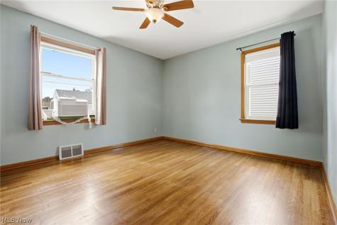 29783 Robert Street Wickliffe OH 44092