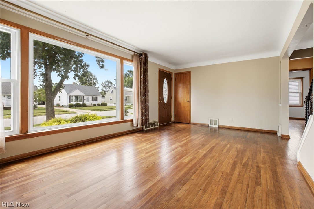 29783 Robert Street Wickliffe OH 44092
