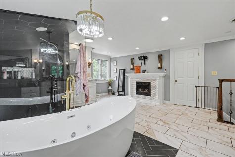 1071 Sheirer Road Mansfield OH 44903