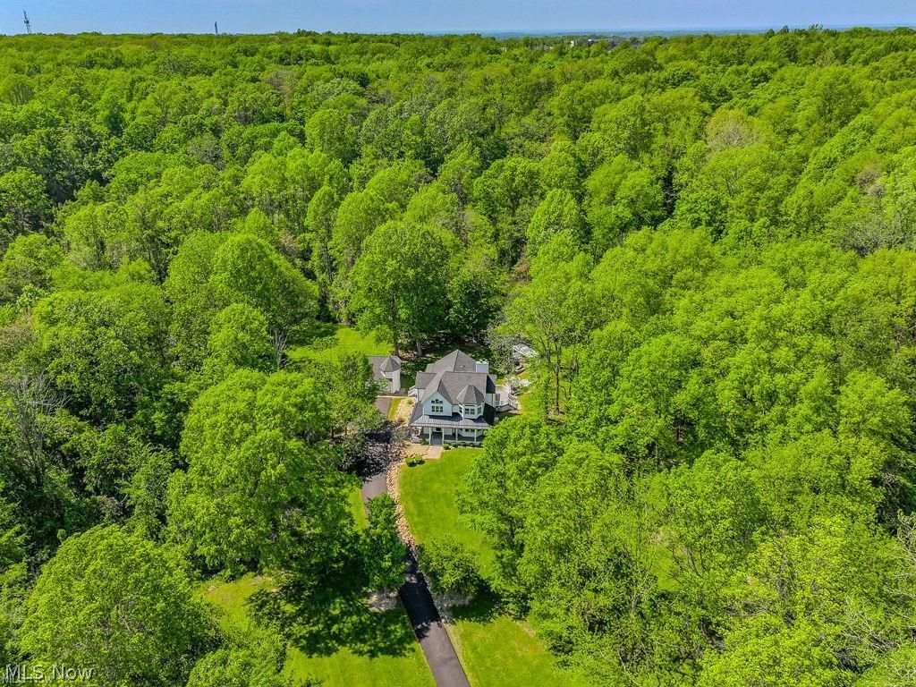 Kirtland Hills OH, 8555 Chillicothe Road