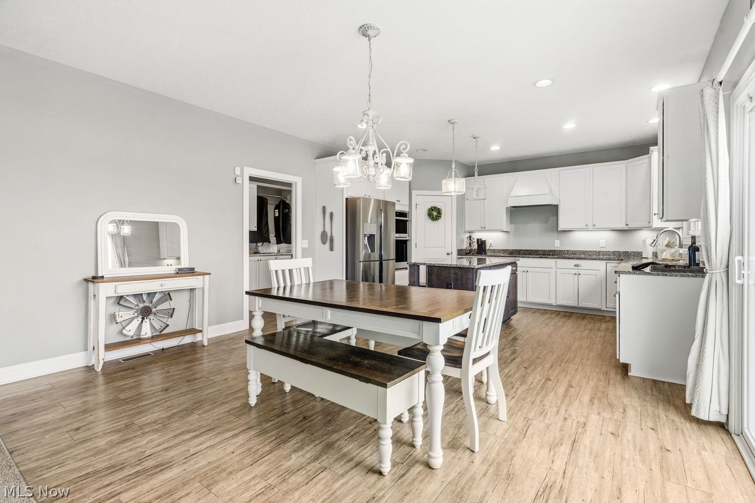 3204 Parks Avenue Louisville OH 44641