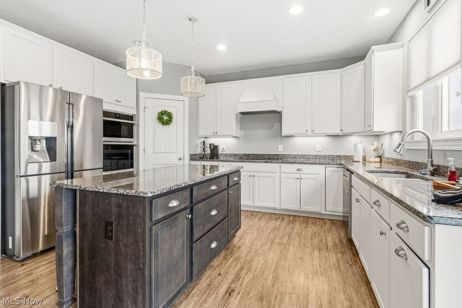 3204 Parks Avenue Louisville OH 44641