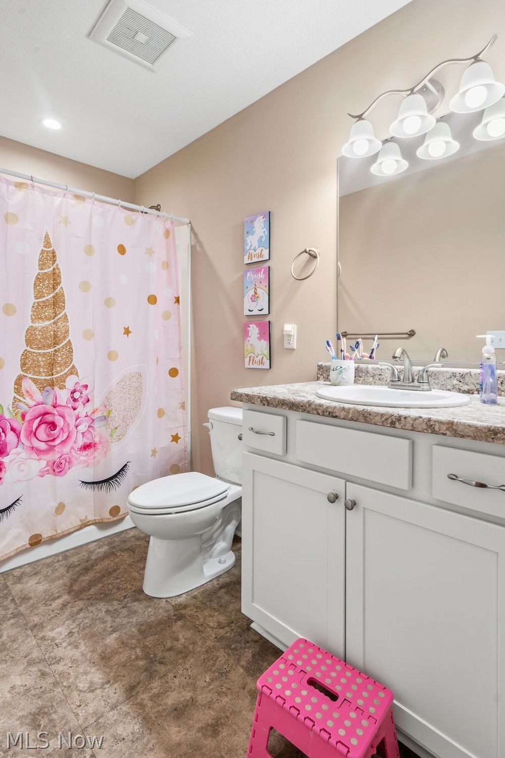 3204 Parks Avenue Louisville OH 44641