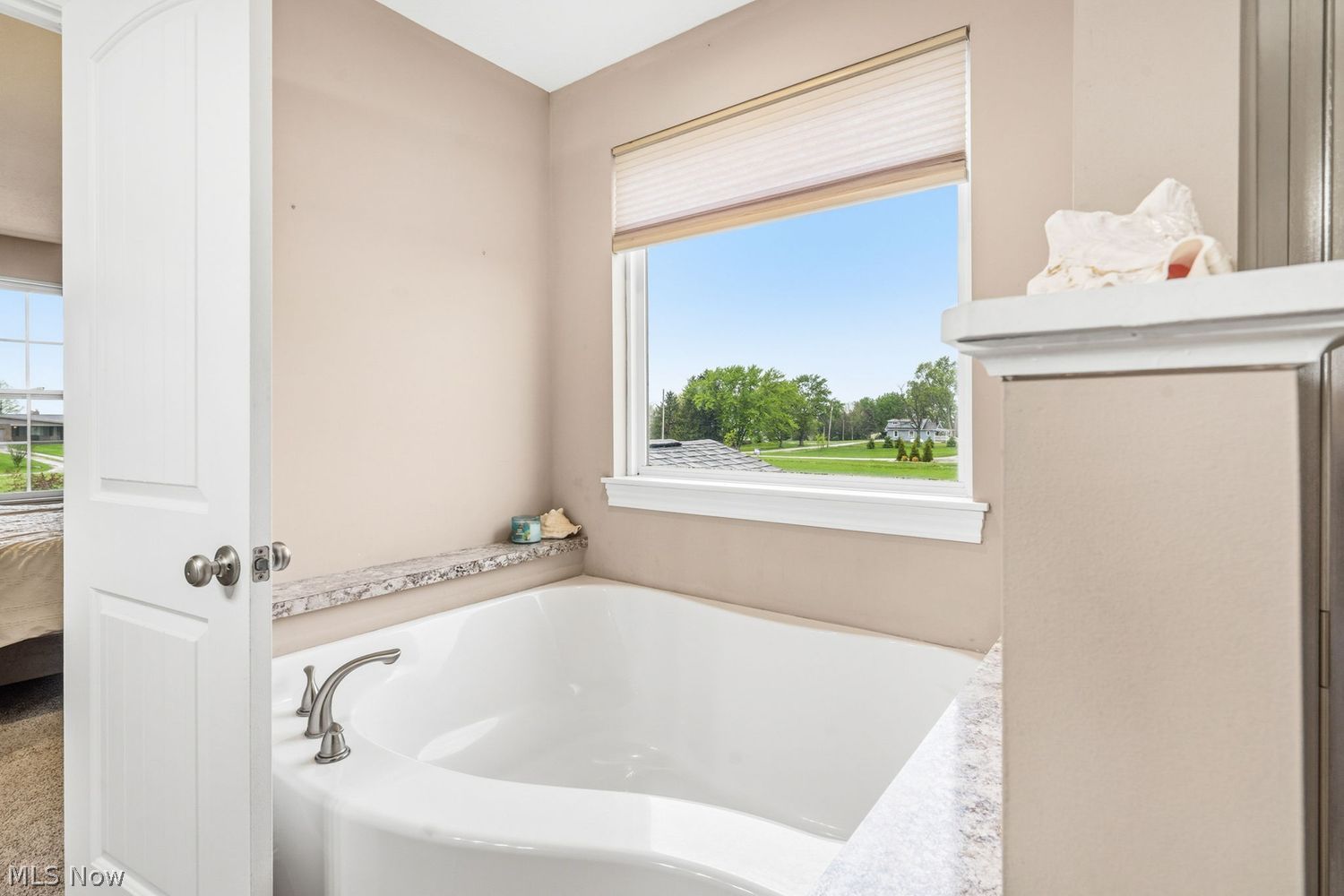 3204 Parks Avenue Louisville OH 44641