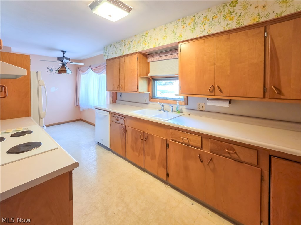 1815 Glenmont Drive NW Canton OH 44708