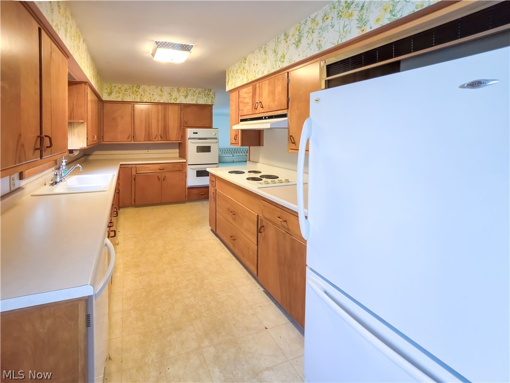 1815 Glenmont Drive NW Canton OH 44708