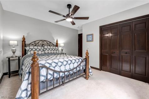 885 Mckee Trail Hinckley OH 44233