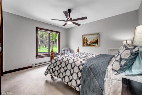 885 Mckee Trail Hinckley OH 44233