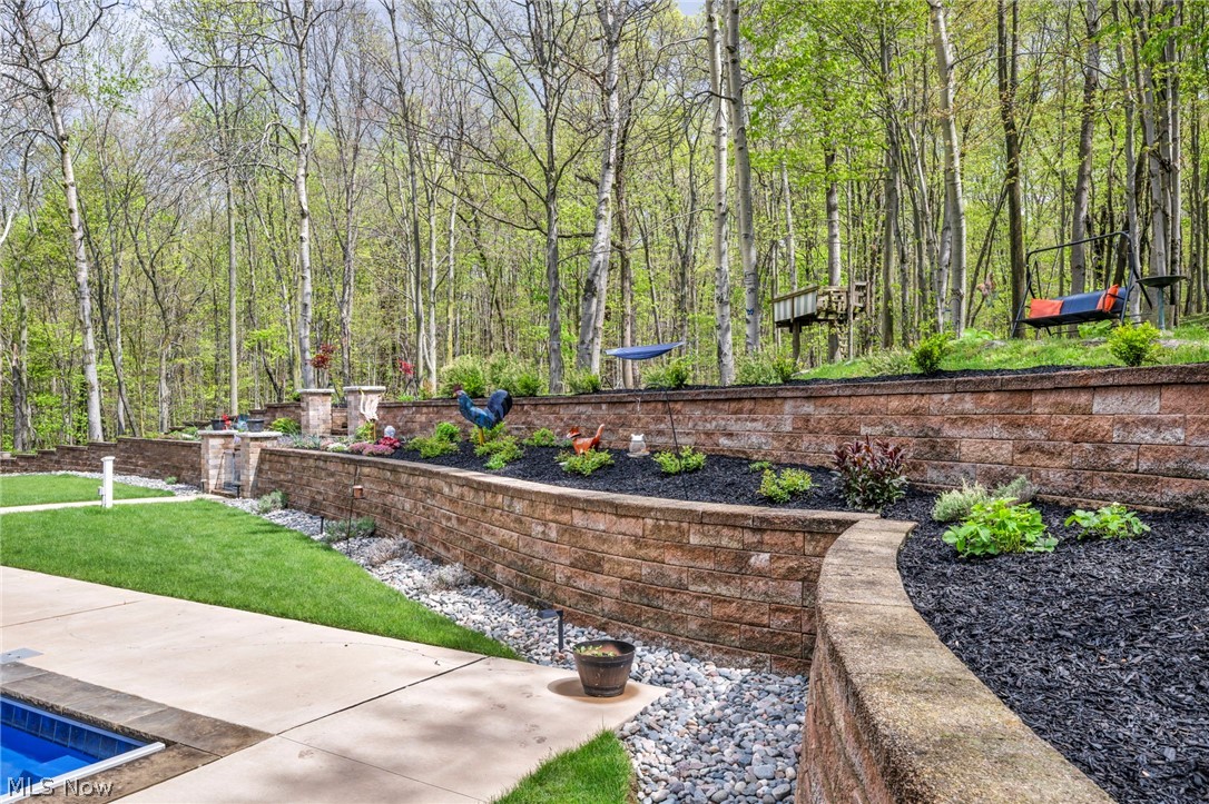 885 Mckee Trail Hinckley OH 44233