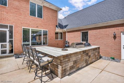 885 Mckee Trail Hinckley OH 44233