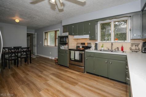 6781 Peck Road Ravenna OH 44266