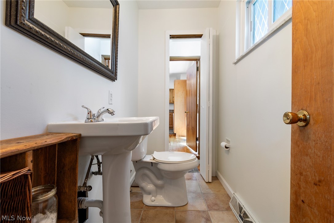 3316 Herbert Street Mogadore OH 44260
