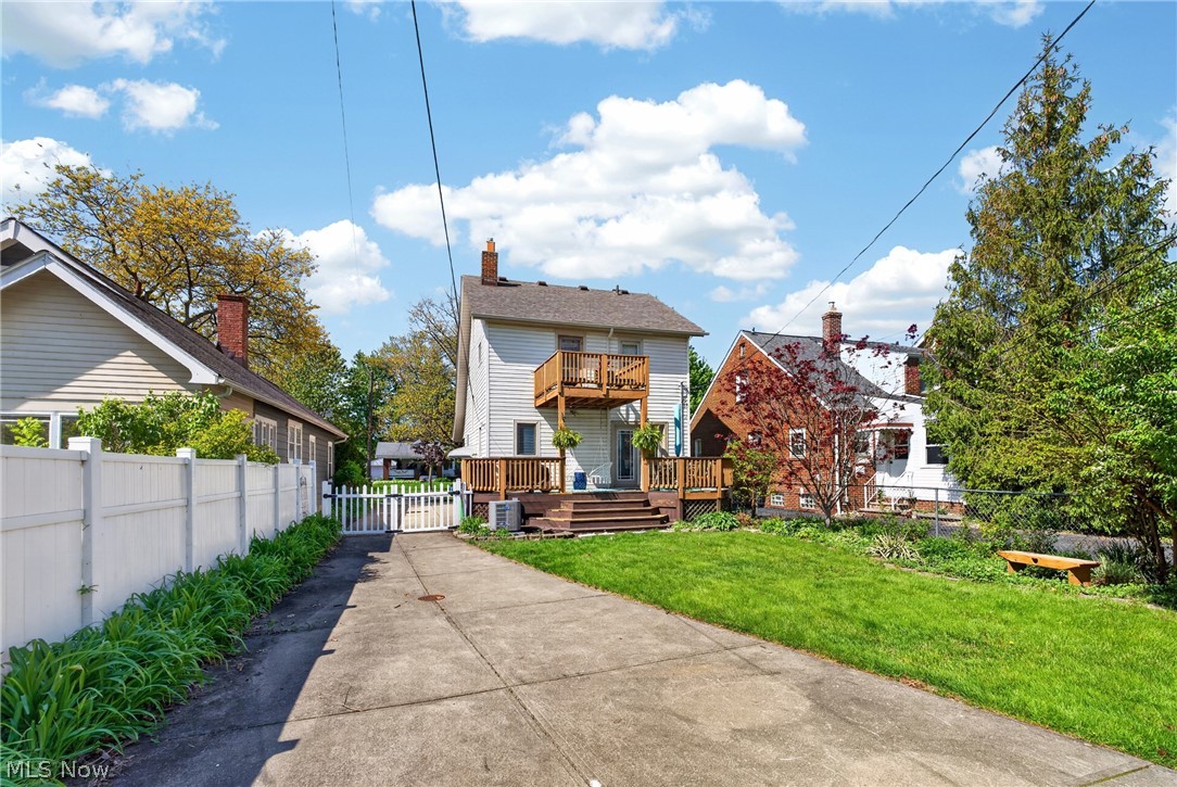 71 E 219th Street Euclid OH 44123