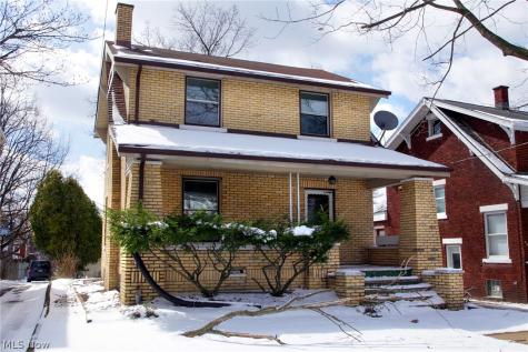 818 25th Street NW Canton OH 44709