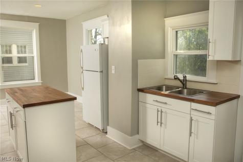 818 25th Street NW Canton OH 44709