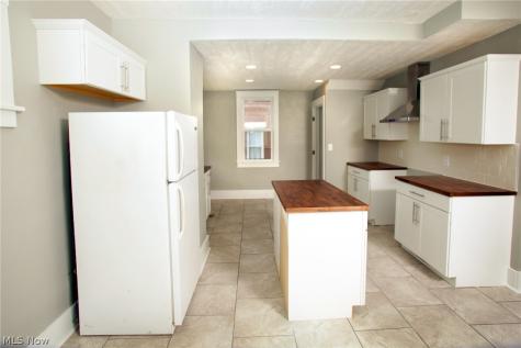 818 25th Street NW Canton OH 44709