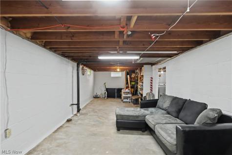 395 Indiana Avenue Mansfield OH 44905