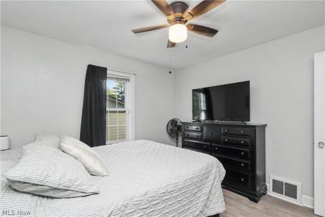 395 Indiana Avenue Mansfield OH 44905