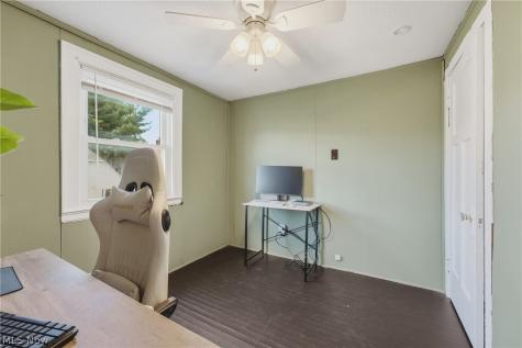 1372 Roslyn Avenue SW Canton OH 44710