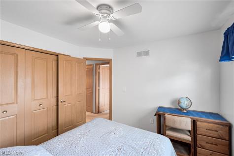 23420 Wainwright Terrace Olmsted Falls OH 44138