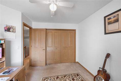 23420 Wainwright Terrace Olmsted Falls OH 44138